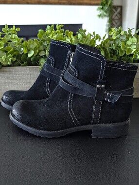 Sofft Women's Black Suede Ankle Booties with Strap Accent Women's Size 6 NWOB
